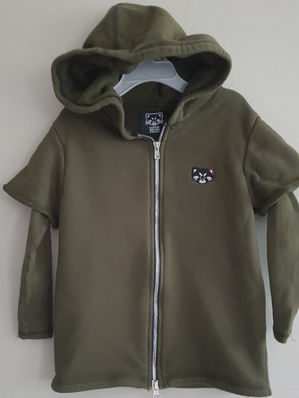 HEIR Boy Jacket Olive green zip-up hoodie, Embroidered Raccoon face on chest 6-7
